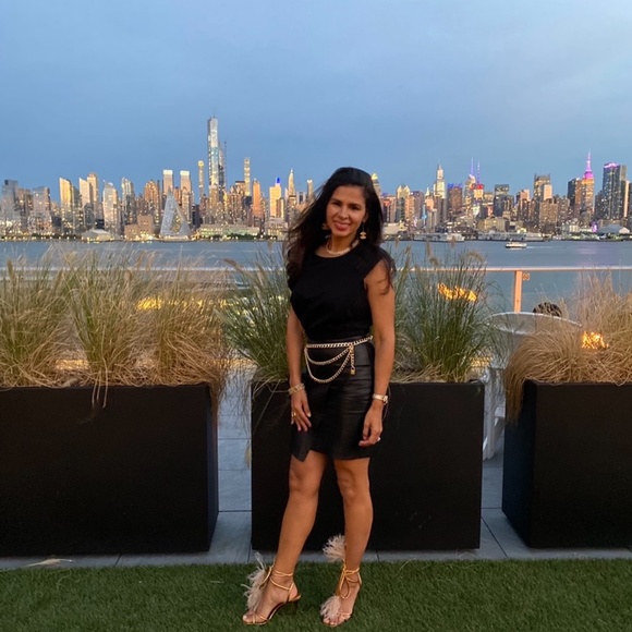 Sexy Valentino Metallic gold strappy  sandal heels with Ostrich feathers - Picture 6 of 8